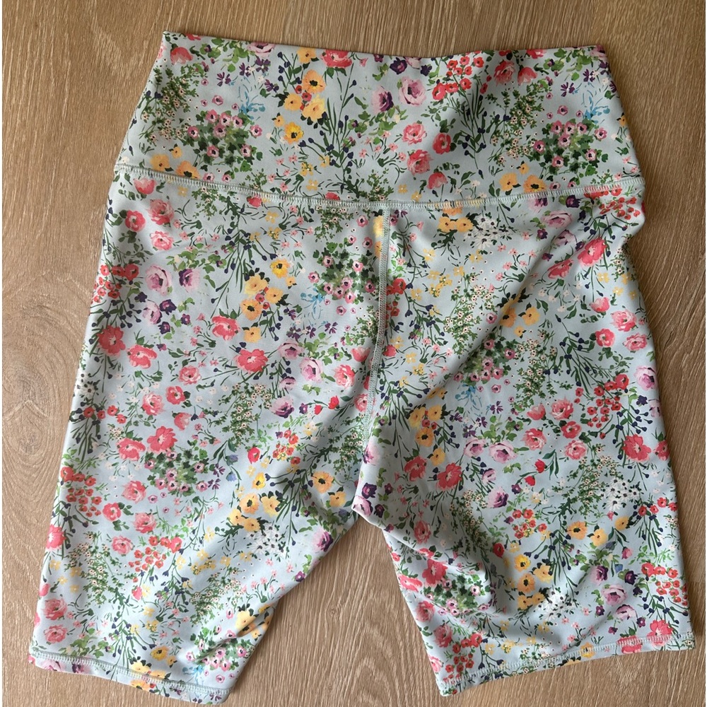 ALICE + OLIVIA  floral bike shorts - Picture 3 of 7